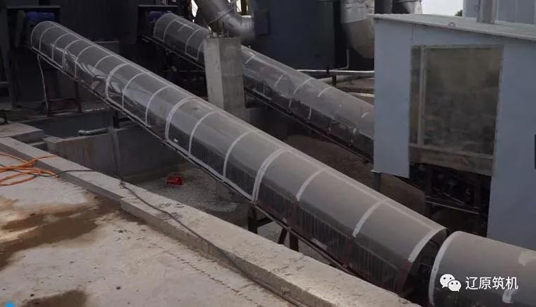 斜皮帶輸送機被整體封裝